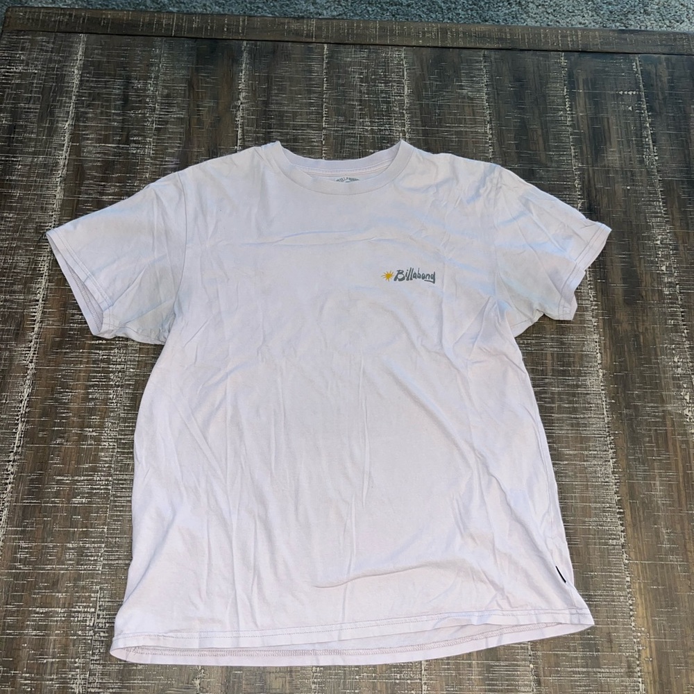Billabong Men’s purple T-Shirt size M.